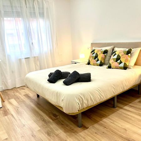 Apartmán Recien Reformado, Centrico, Tranquilo Y Luminoso Oviedo Exteriér fotografie